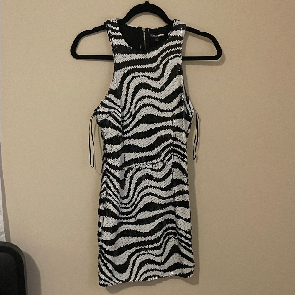 Fashion Nova Monochrome Zebra Mini Dress
